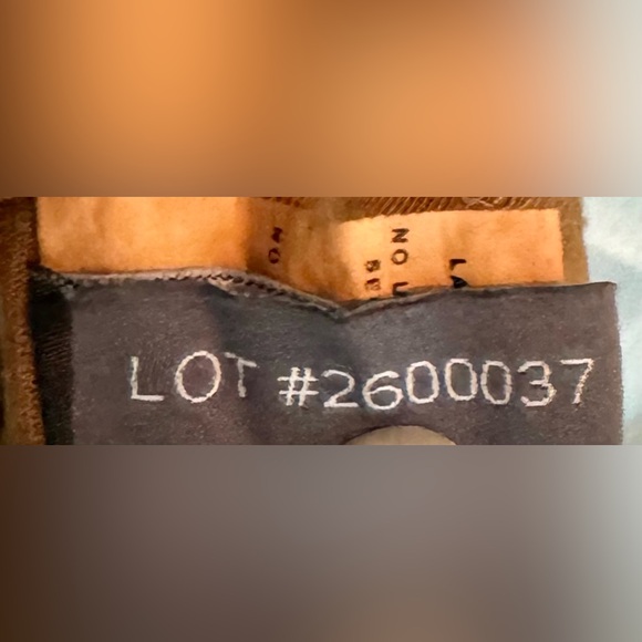 Brown Dreamcatcher Graphic Tee - Picture 6 of 16